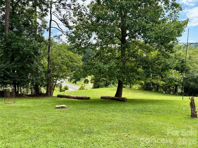 11 Thornberry Drive, Alexander, NC 28701