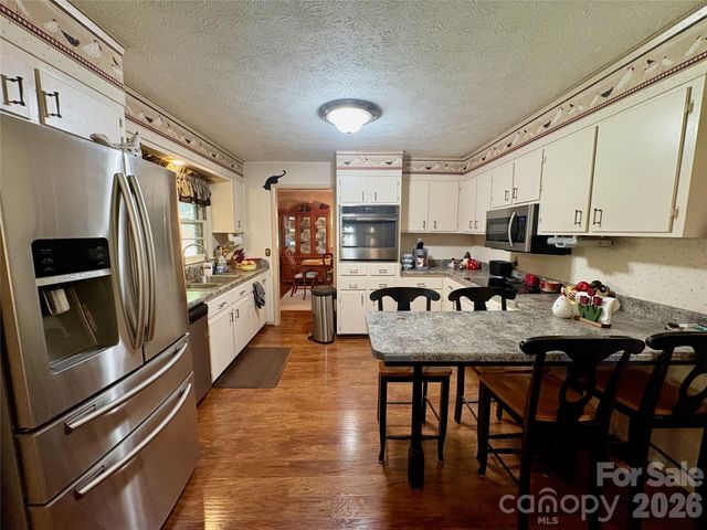 11 Thornberry Drive, Alexander, NC 28701