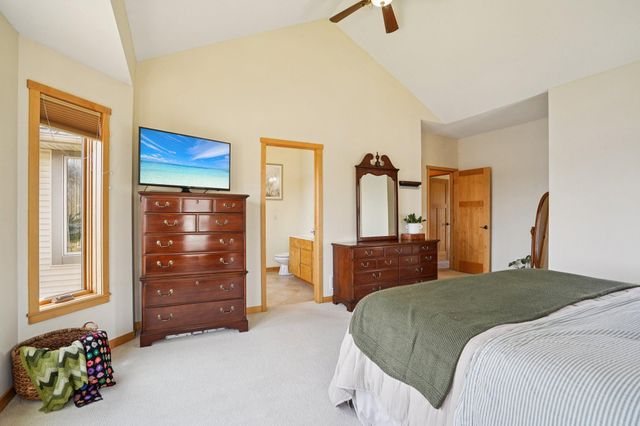 29411 Morningside Court, Lindstrom, MN 55045