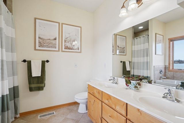 29411 Morningside Court, Lindstrom, MN 55045