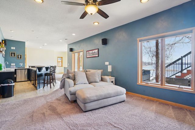 29411 Morningside Court, Lindstrom, MN 55045
