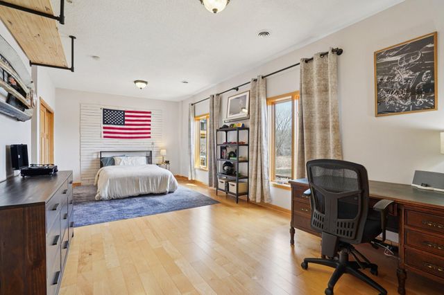 29411 Morningside Court, Lindstrom, MN 55045
