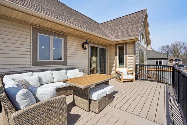 29411 Morningside Court, Lindstrom, MN 55045