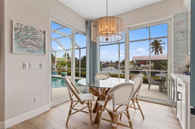 829 Wintergreen CT, Marco Island, FL 34145