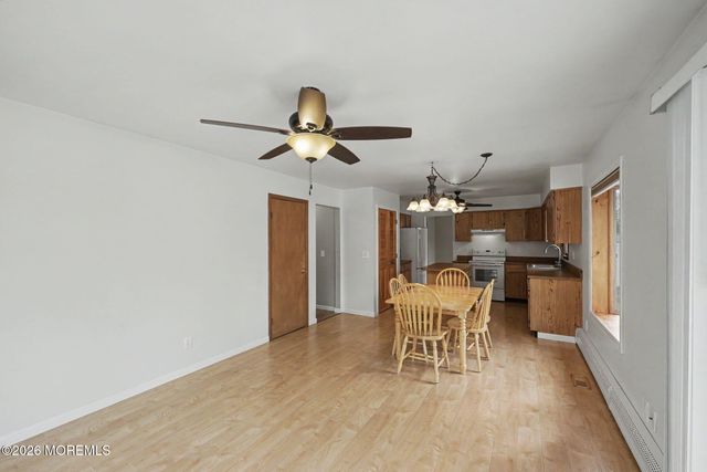 1400 Lawrence Avenue, Toms River, NJ 08757