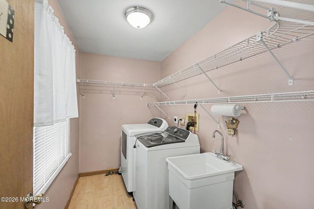 1400 Lawrence Avenue, Toms River, NJ 08757