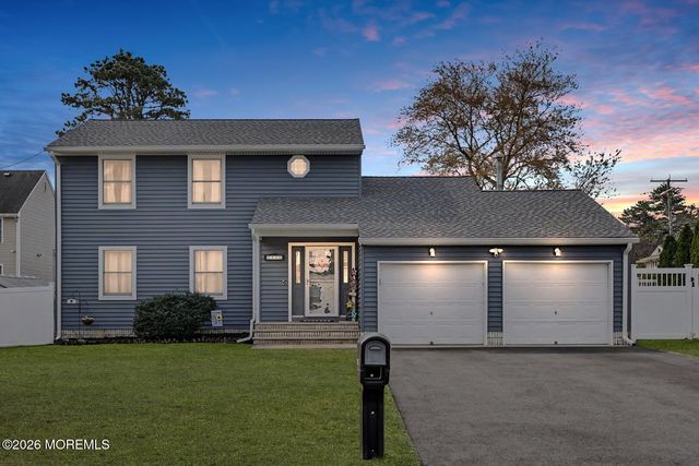 1400 Lawrence Avenue, Toms River, NJ 08757