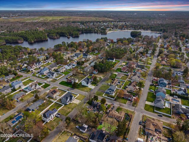 1400 Lawrence Avenue, Toms River, NJ 08757