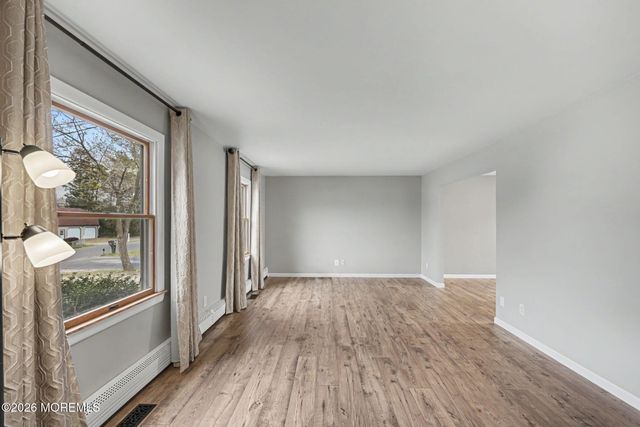 1400 Lawrence Avenue, Toms River, NJ 08757