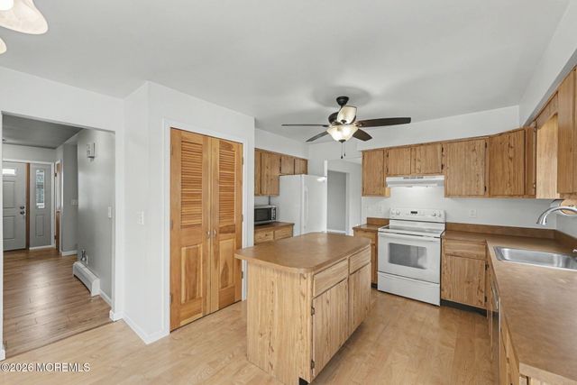 1400 Lawrence Avenue, Toms River, NJ 08757