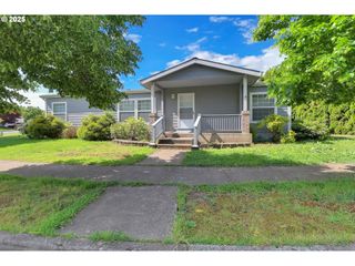 1308 BRAMBLEWOOD Ln, Eugene, OR 97404