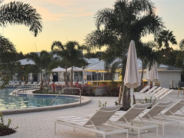 4786 FOX HUNT DRIVE D743, Wesley Chapel, FL 33543