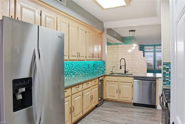 1030 Porte Harbour ARCH, Hampton, VA 23664