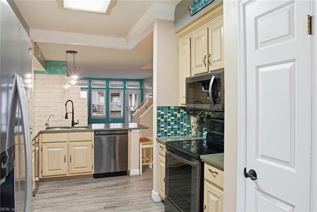 1030 Porte Harbour ARCH, Hampton, VA 23664