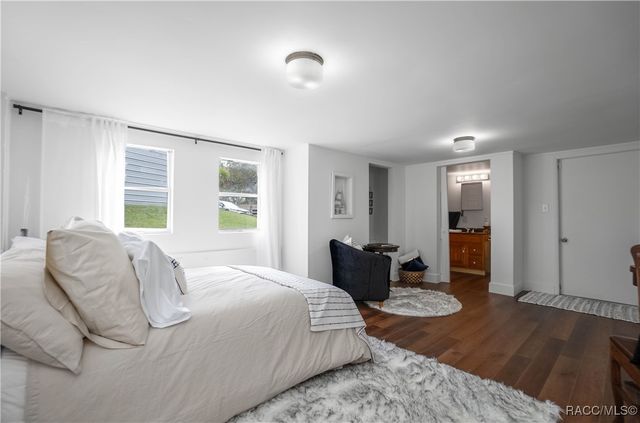 5463 S Withlapopka Drive, Floral City, FL 34436