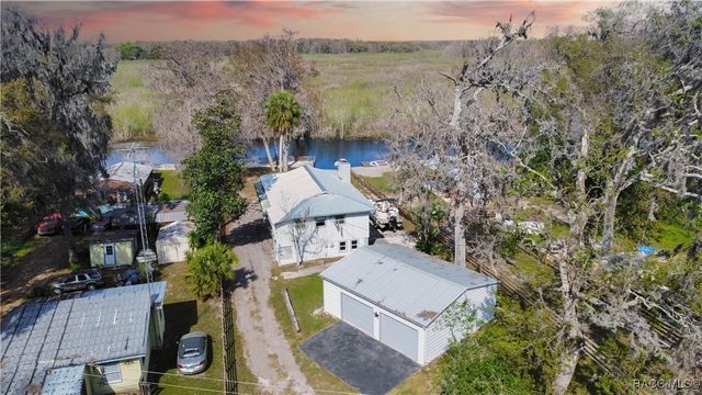 5463 S Withlapopka Drive, Floral City, FL 34436