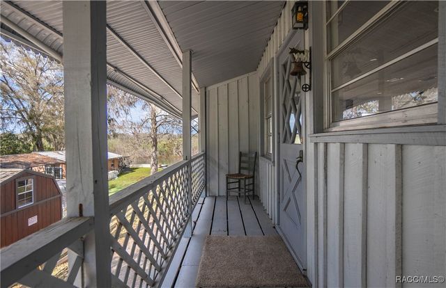 5463 S Withlapopka Drive, Floral City, FL 34436