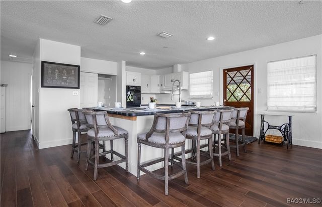 5463 S Withlapopka Drive, Floral City, FL 34436