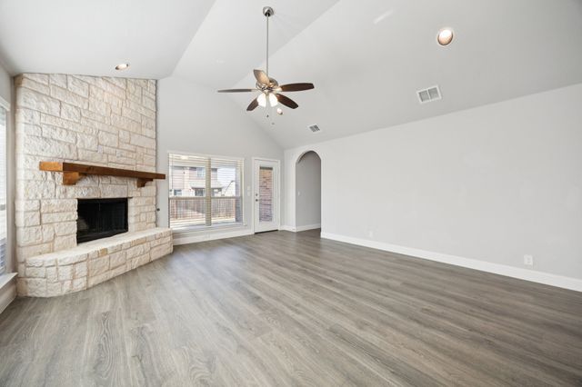 1036 Sandy Hill Road, Burleson, TX 76028