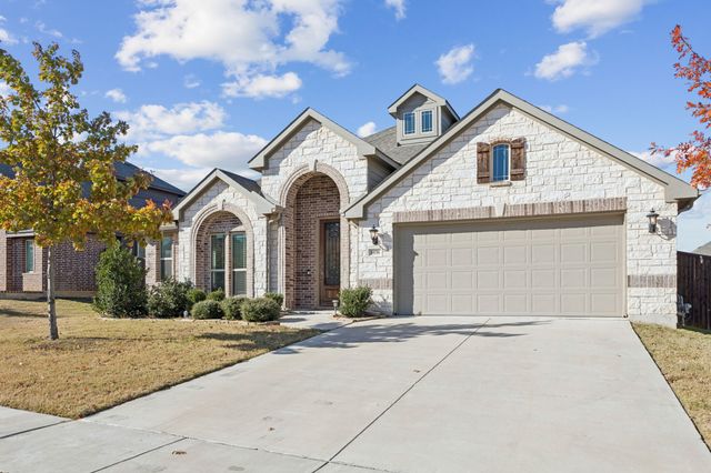 1036 Sandy Hill Road, Burleson, TX 76028