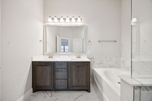 1036 Sandy Hill Road, Burleson, TX 76028