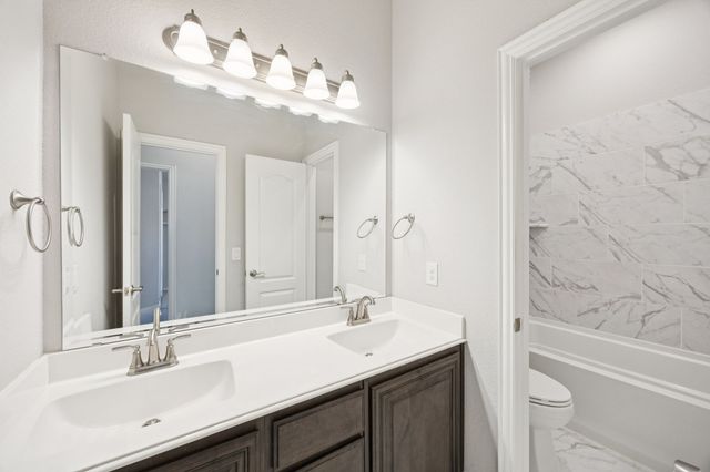 1036 Sandy Hill Road, Burleson, TX 76028