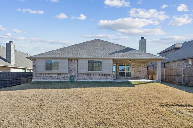 1036 Sandy Hill Road, Burleson, TX 76028