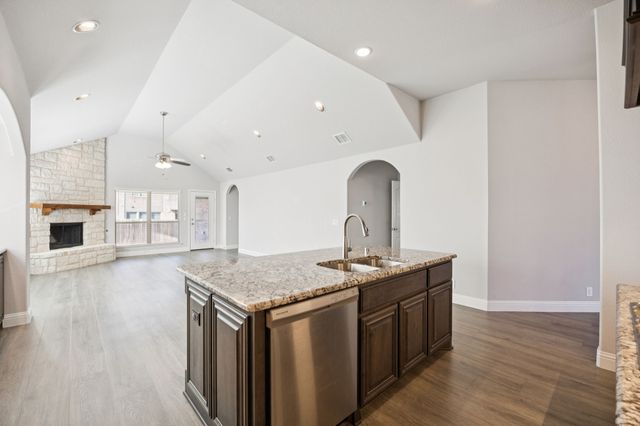 1036 Sandy Hill Road, Burleson, TX 76028