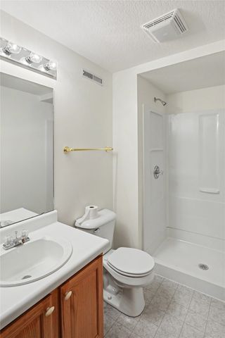 1121 10th Avenue NW, Altoona, IA 50009