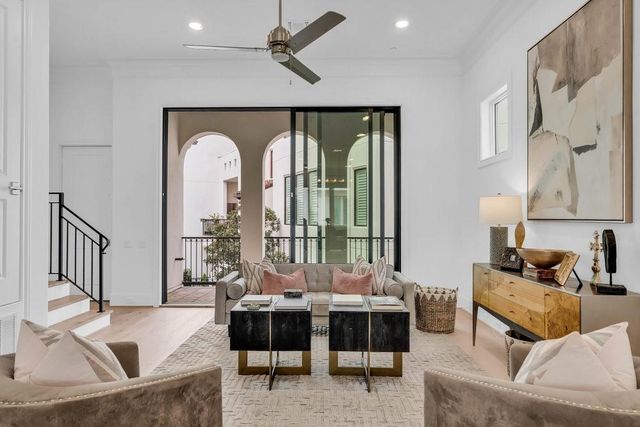 5334 Paseo Caceres Drive, Houston, TX 77007