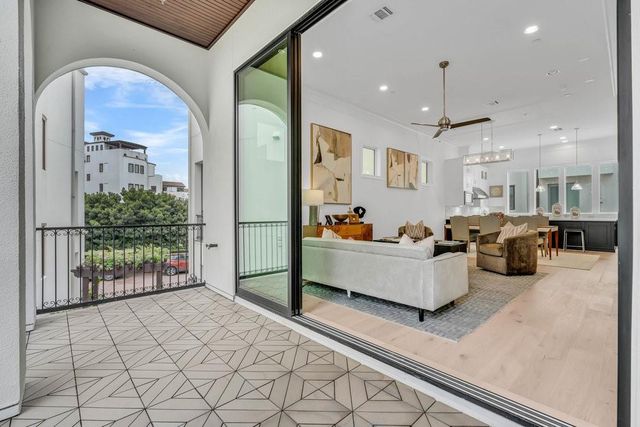 5334 Paseo Caceres Drive, Houston, TX 77007