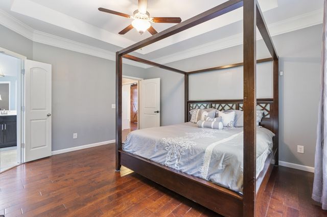 137 Burntash Ln, Hendersonville, TN 37075
