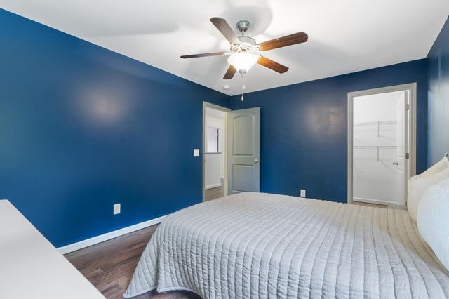 137 Burntash Ln, Hendersonville, TN 37075