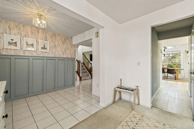 3889 Brockton Drive, Colerain Twp, OH 45251