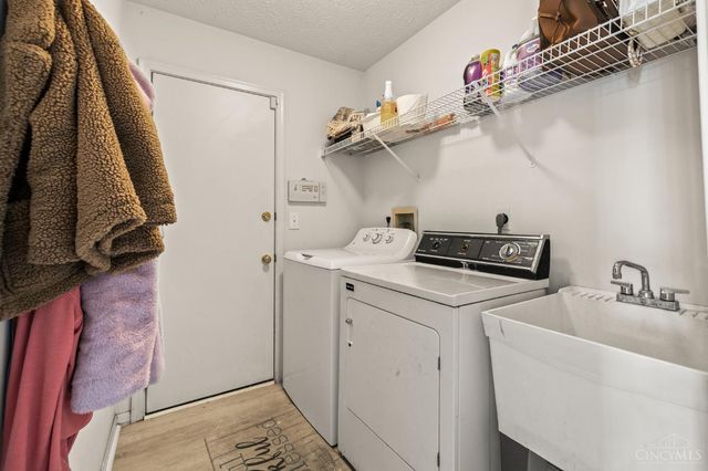 3889 Brockton Drive, Colerain Twp, OH 45251