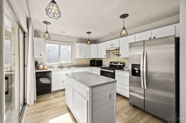 3889 Brockton Drive, Colerain Twp, OH 45251