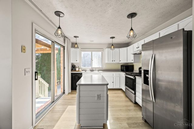 3889 Brockton Drive, Colerain Twp, OH 45251