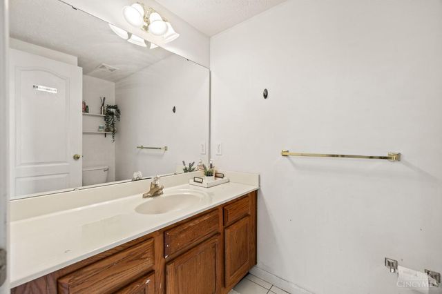 3889 Brockton Drive, Colerain Twp, OH 45251