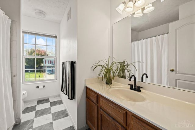 3889 Brockton Drive, Colerain Twp, OH 45251