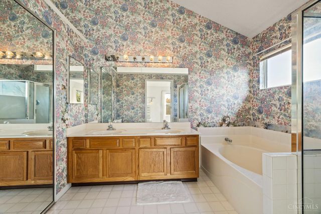 3889 Brockton Drive, Colerain Twp, OH 45251