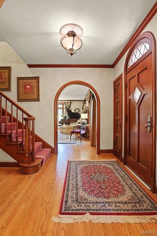 1239 Saint Louis Street, Edwardsville, IL 62025