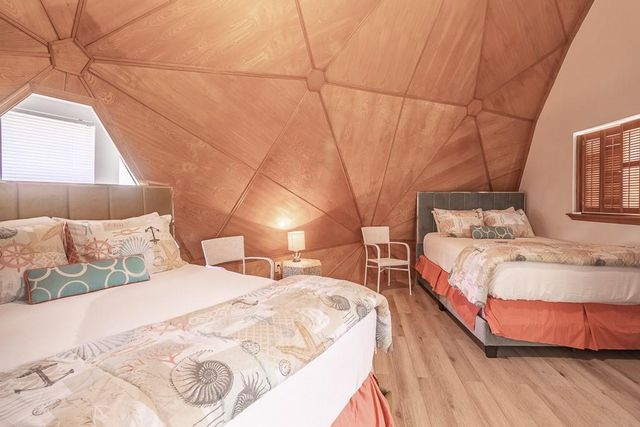 22814 Verano Drive, Galveston, TX 77554