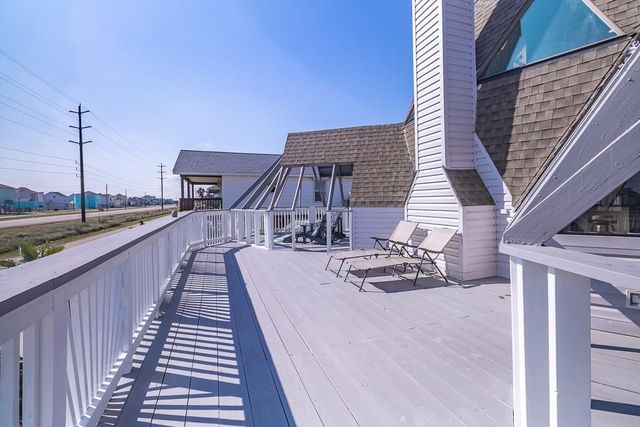 22814 Verano Drive, Galveston, TX 77554