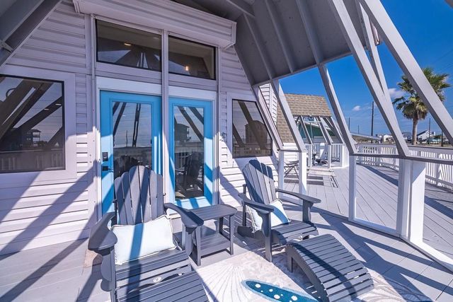 22814 Verano Drive, Galveston, TX 77554