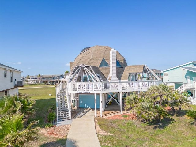 22814 Verano Drive, Galveston, TX 77554