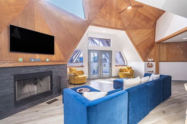 22814 Verano Drive, Galveston, TX 77554