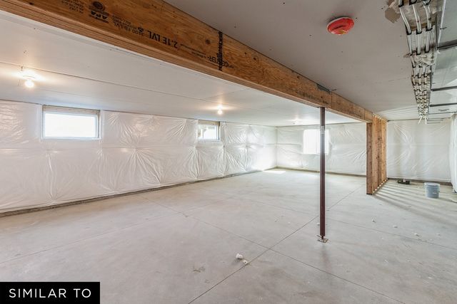 1012 Shady Lane Drive, Norwalk, IA 50211