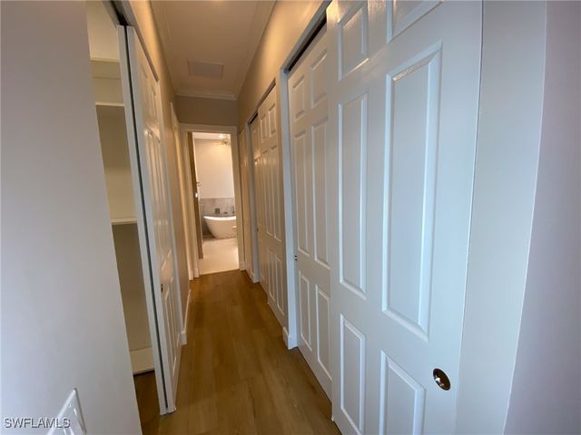 2740 Island Pond LN, Naples, FL 34119