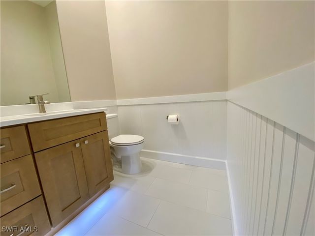 2740 Island Pond LN, Naples, FL 34119