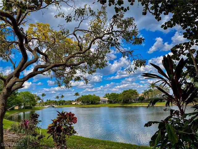 2740 Island Pond LN, Naples, FL 34119